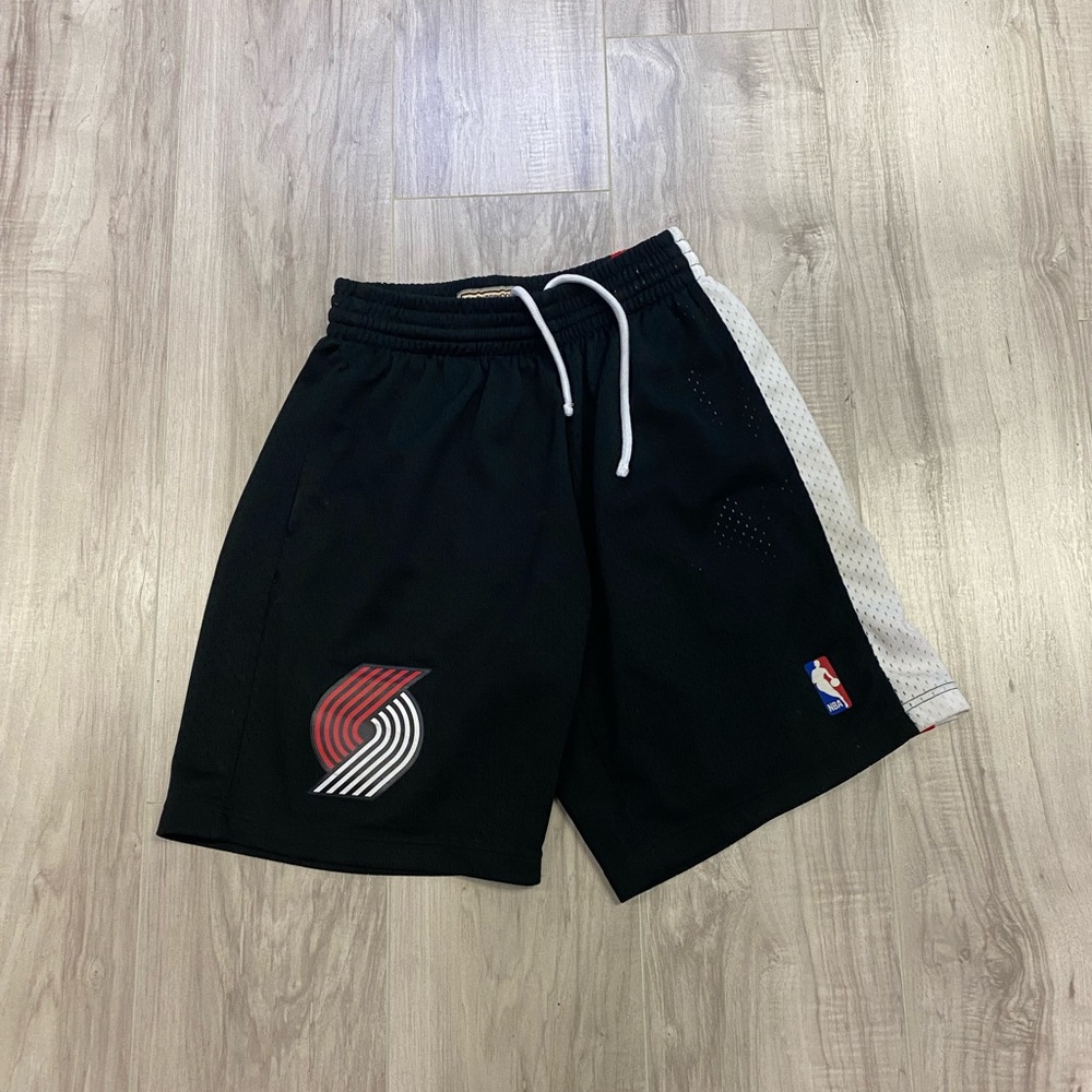 Mitchell & Ness Blazer Shorts